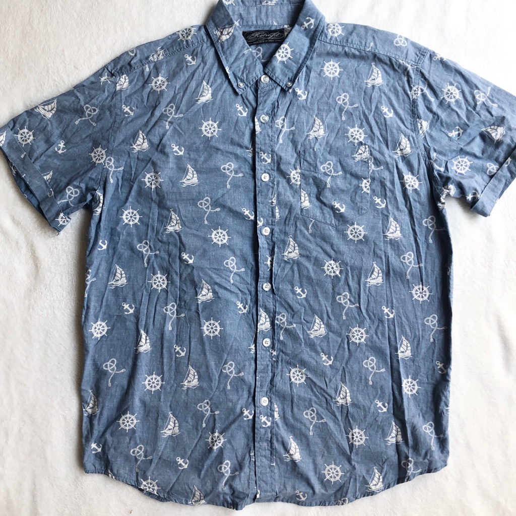 Tillys Button Down